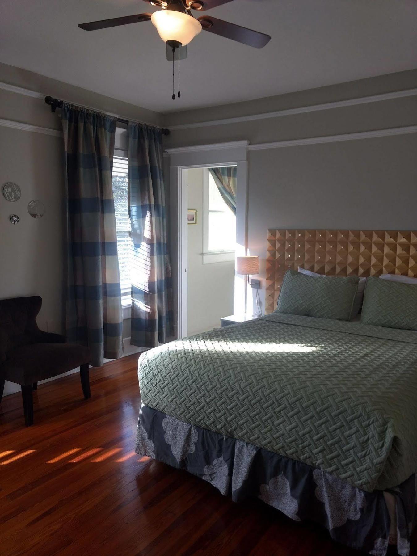 The Mansion House Inn San Petersburgo Exterior foto